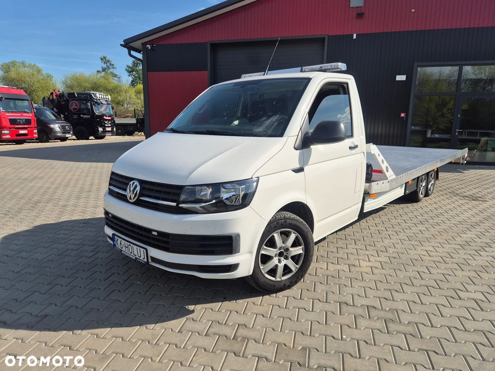 Volkswagen Transporter - 1