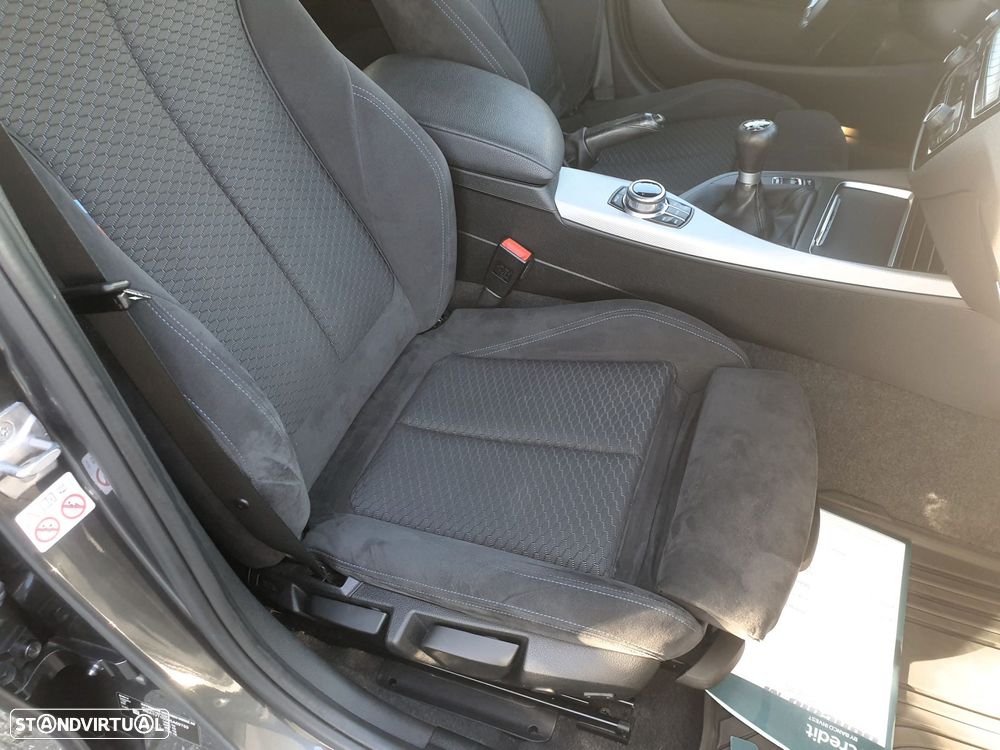 BMW 116 d Pack M - 31