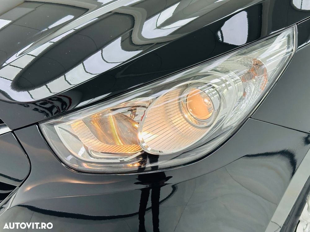 Hyundai ix35 1.6 2WD Fifa World Cup Edition - 9