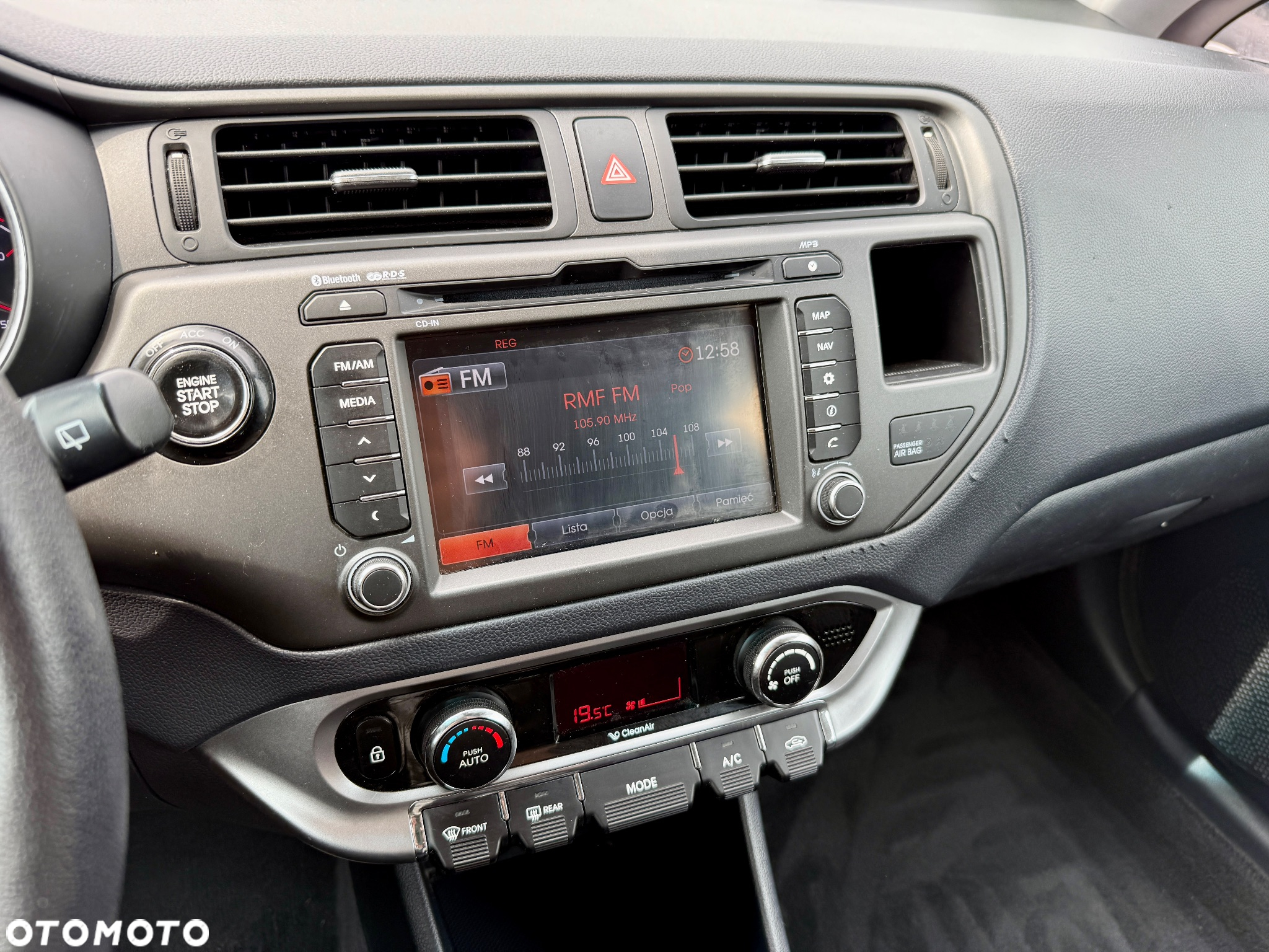 Kia Rio 1.4 Spirit - 26