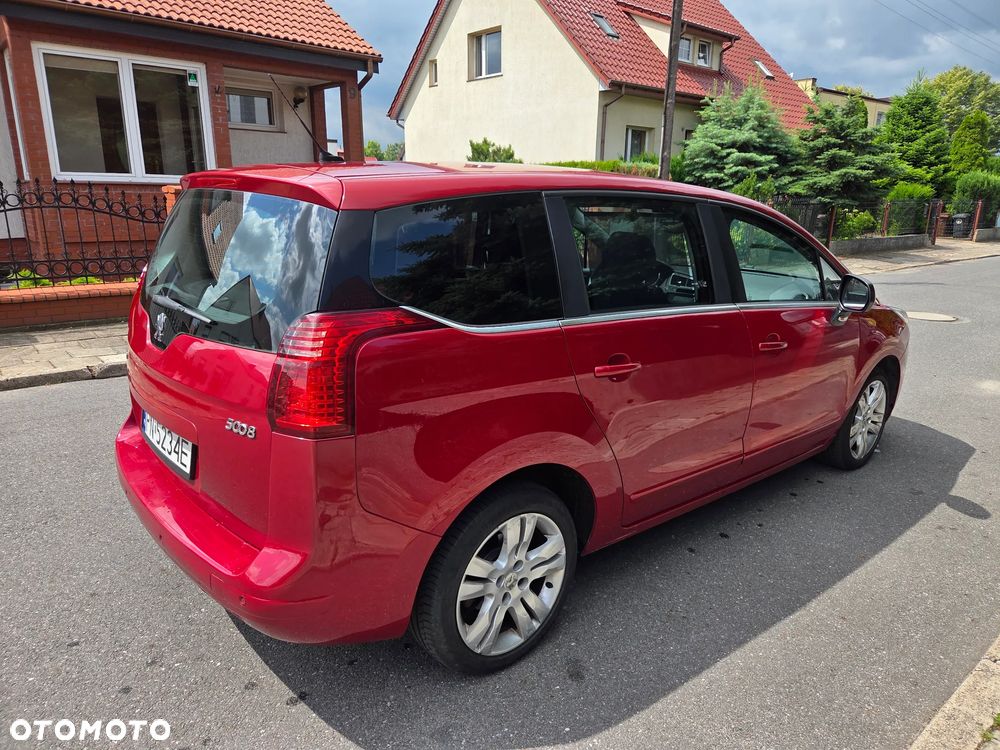Peugeot 5008 - 4
