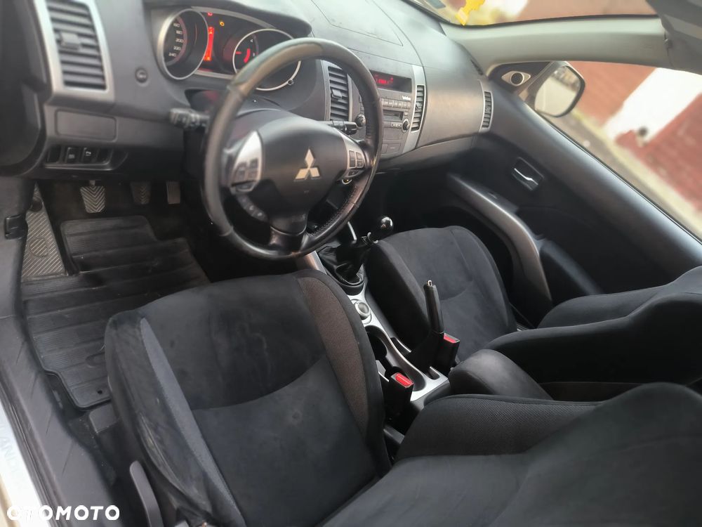 Mitsubishi Outlander 2.0 DID Intense - 8