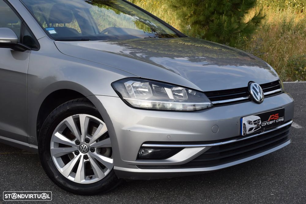 VW Golf Variant 1.6 TDi Confortline - 26