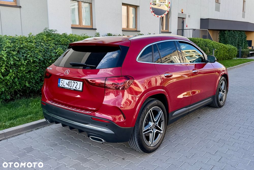 Mercedes-Benz GLA 200 AMG Line - 5