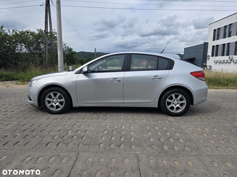 Chevrolet Cruze 2.0 D LT - 13