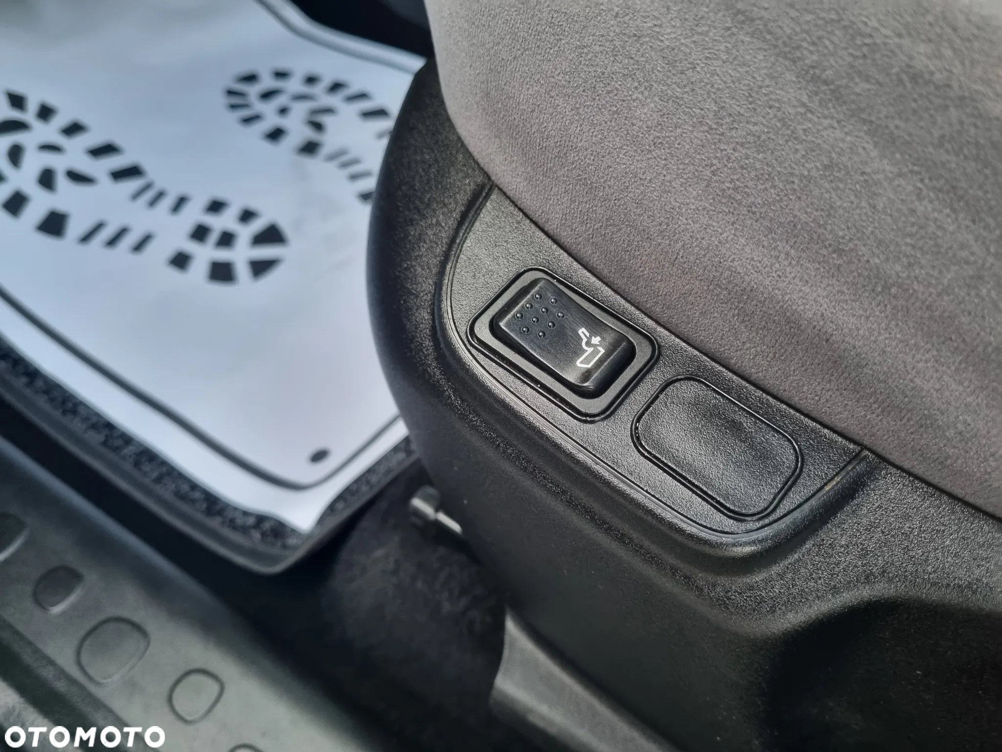 Fiat 500L 0.9 TwinAir Lounge - 23