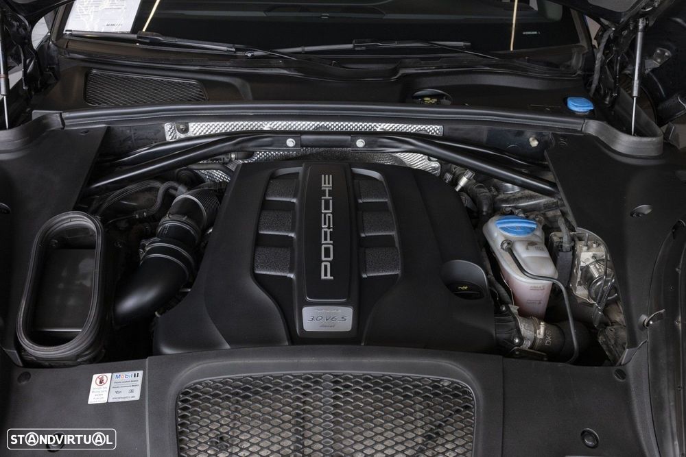 Porsche Macan - 40