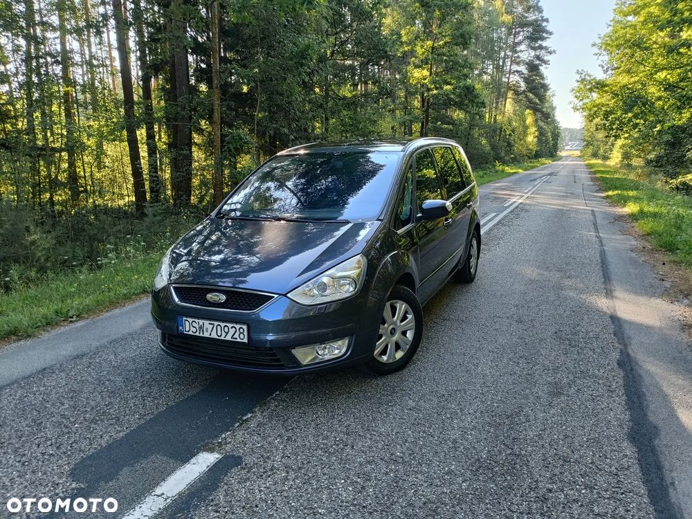 Ford Galaxy 2.0 TDCi Ghia - 29