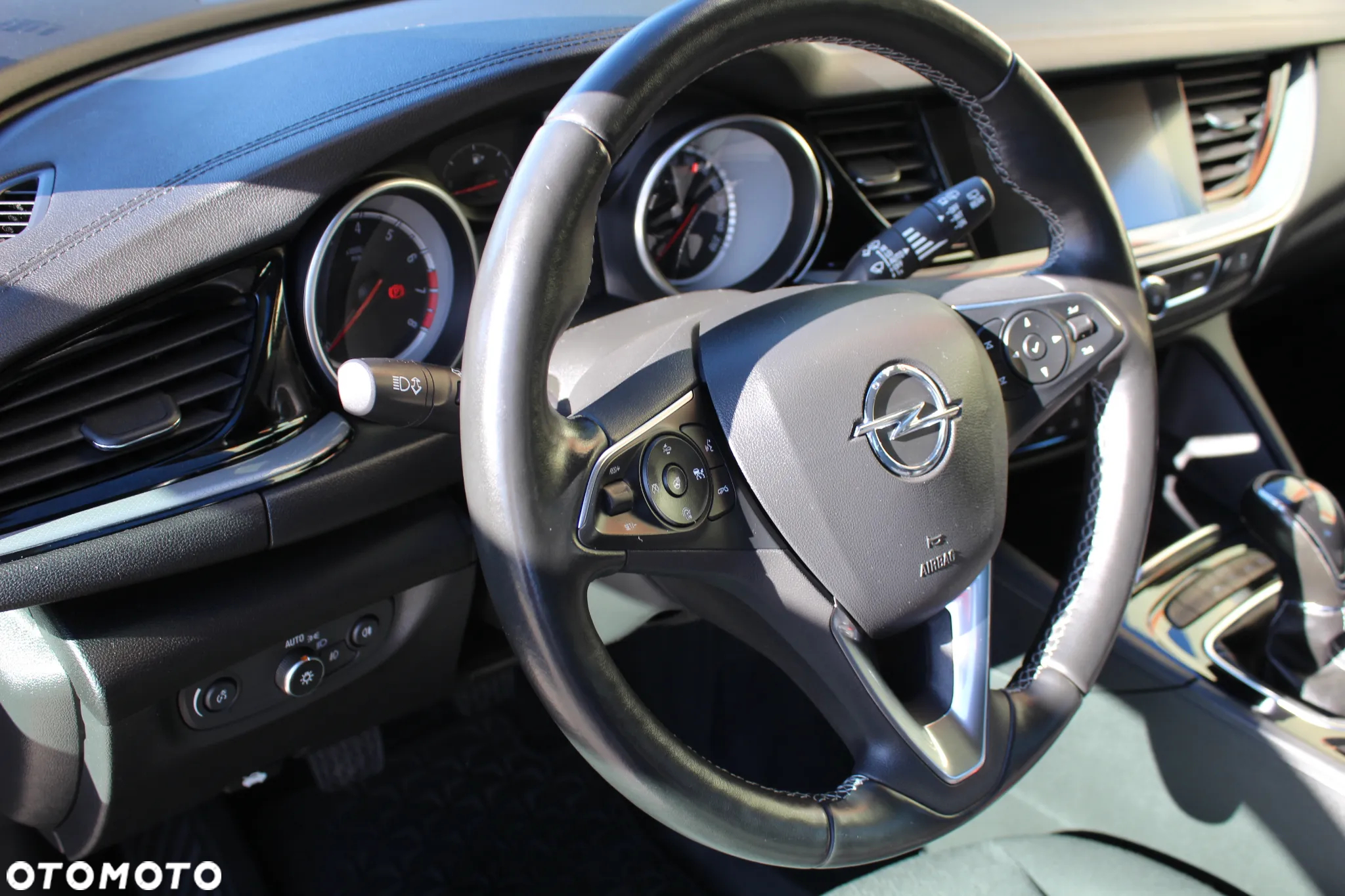Opel Insignia - 20