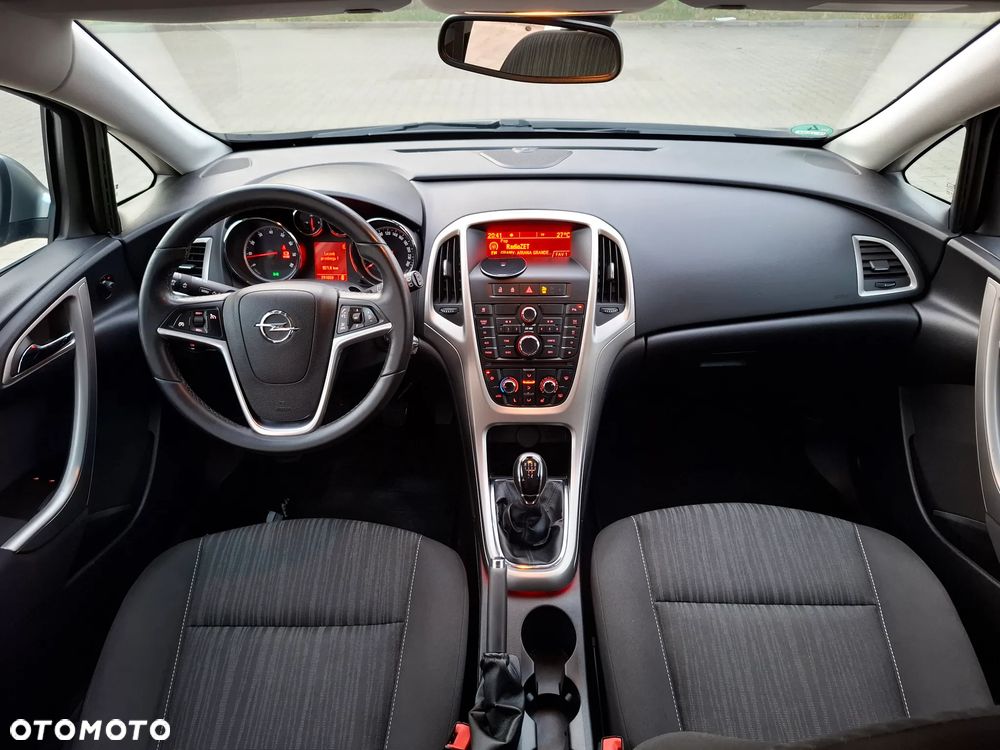 Opel Astra 1.6 Enjoy - 25