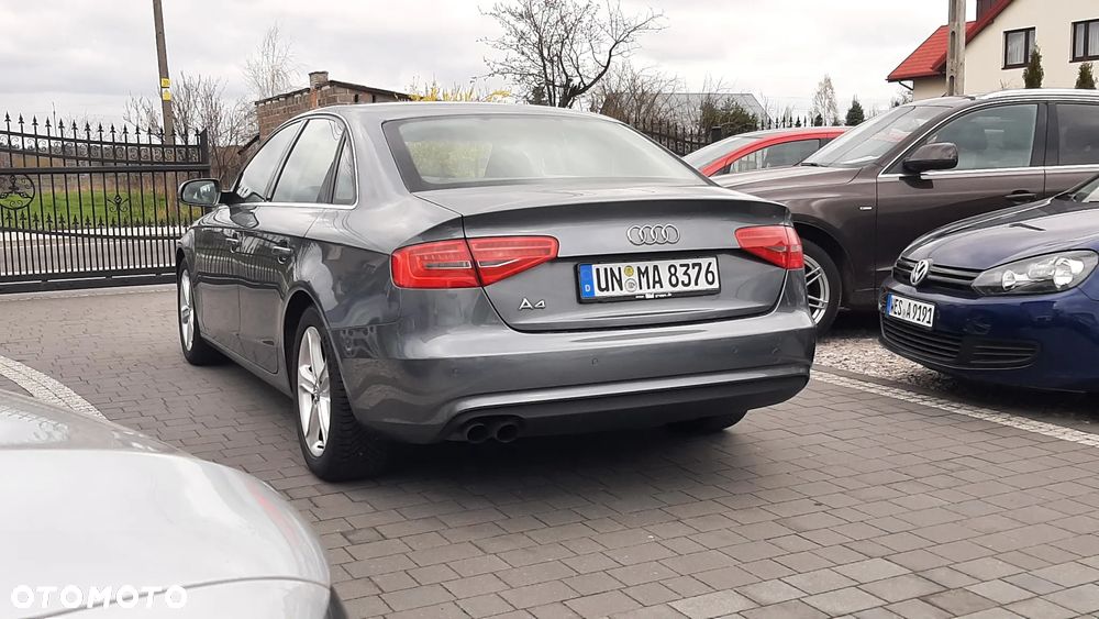 Audi A4 Limousine - 6
