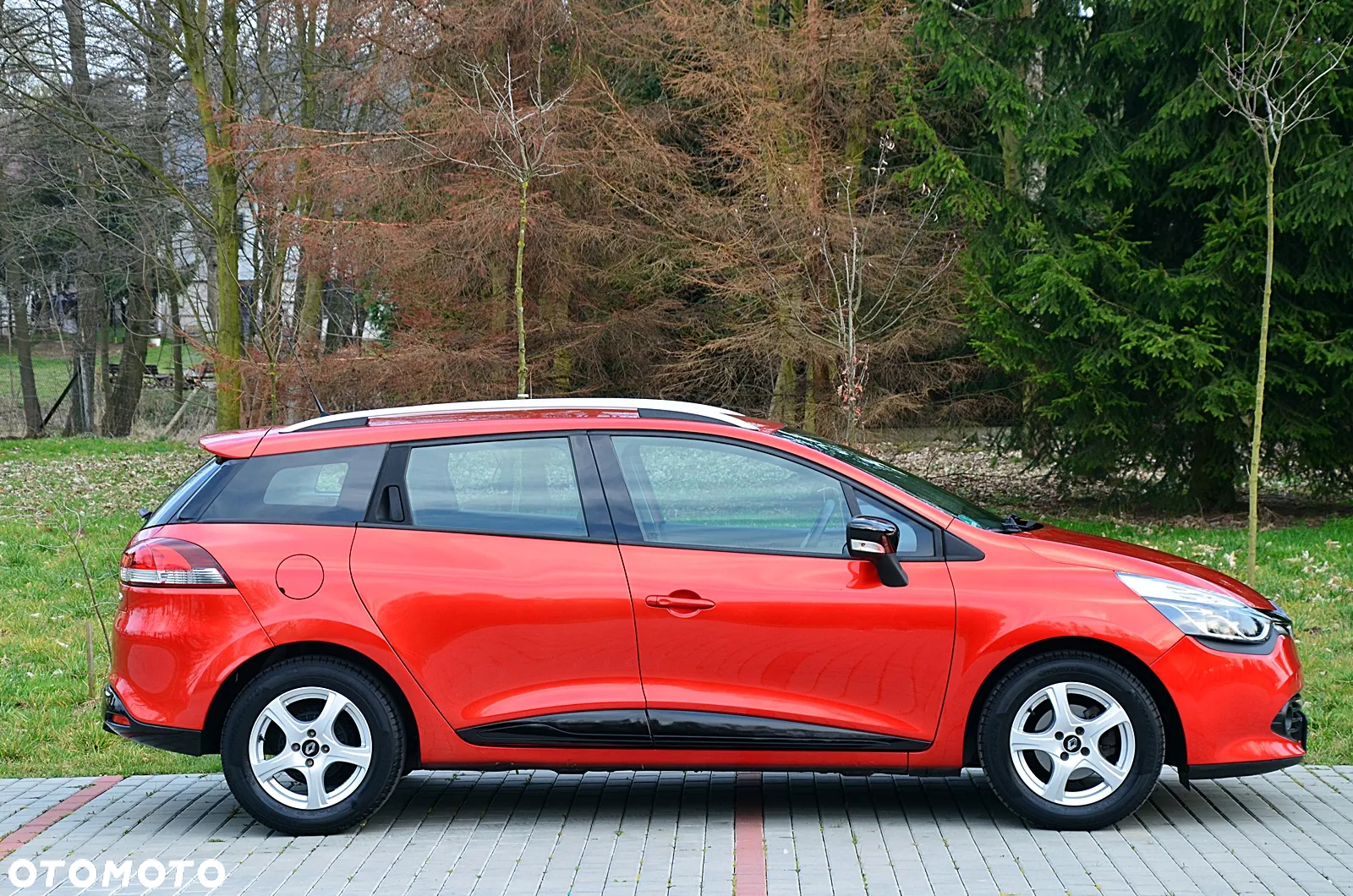 Renault Clio - 8