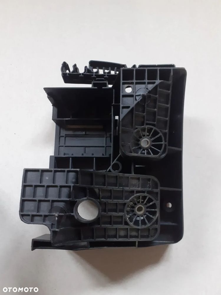 OBUDOWA POKRYWA PODSTAWA BEZPIECZNIKÓW SEAT ALTEA VW GOLF V PASSAT B6 AUDI A3 8P SKODA OCTAVIA II SEAT LEON II 1K0937132F 1K0907361B - 7