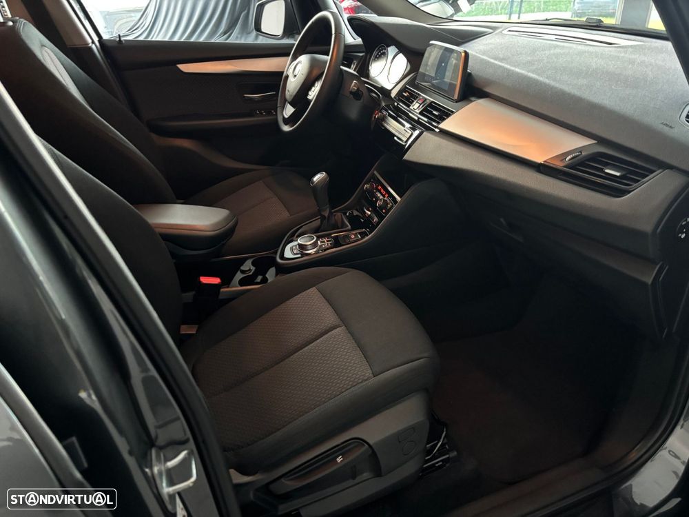 BMW 216 Active Tourer d Advantage - 12