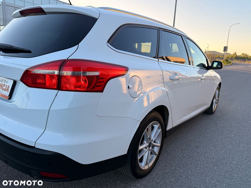 Ford Focus 1.6 Titanium - 19