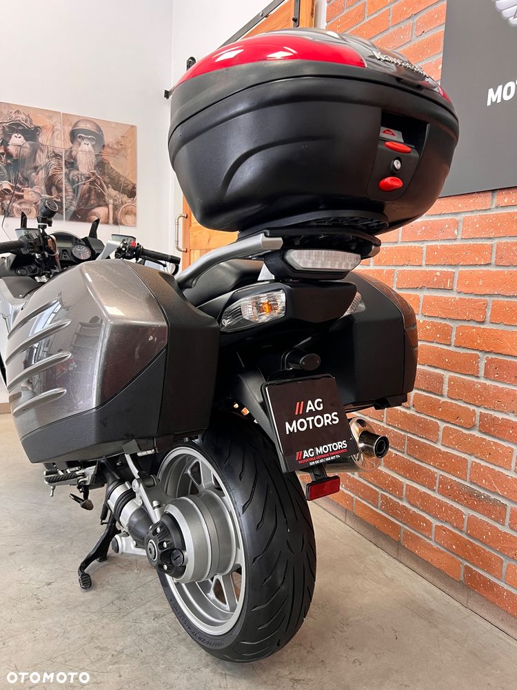 Kawasaki GTR - 15