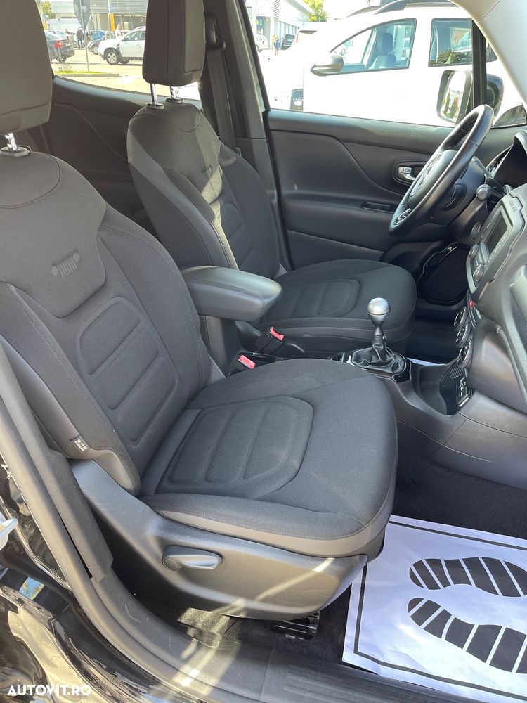Jeep Renegade 1.6 E-TorQ Longitude Adventure Edition - 13