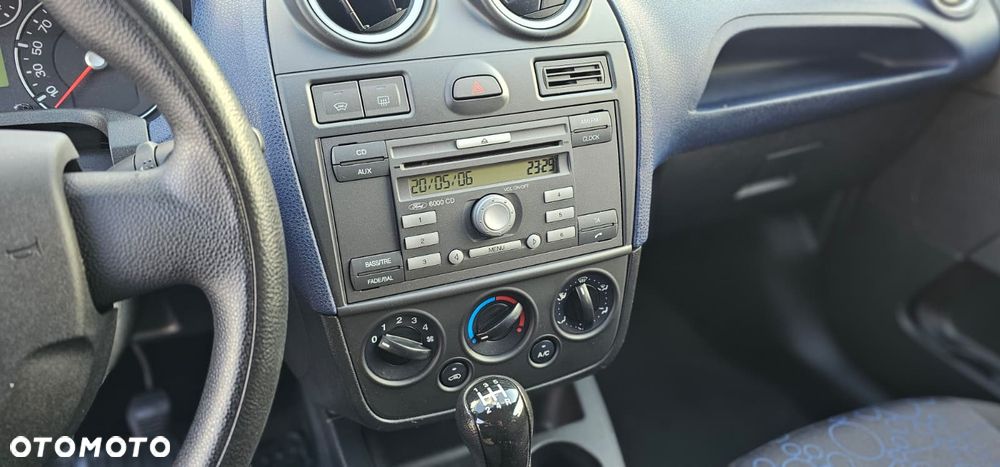 Ford Fiesta 1.4 Viva - 12