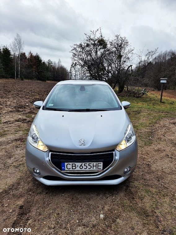 Peugeot 208 120 VTI Allure - 3