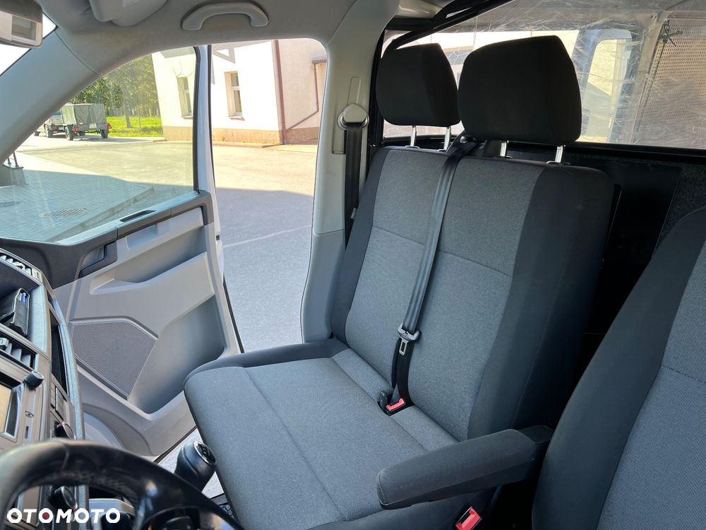 Volkswagen Transporter - 27