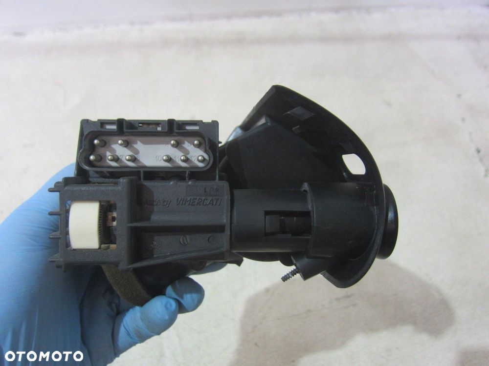 BMW Z3 KRATKA LEWA NAWIEW WLOT POWIETRZA LEWY W DESKE 64228397715 8397715 - 7