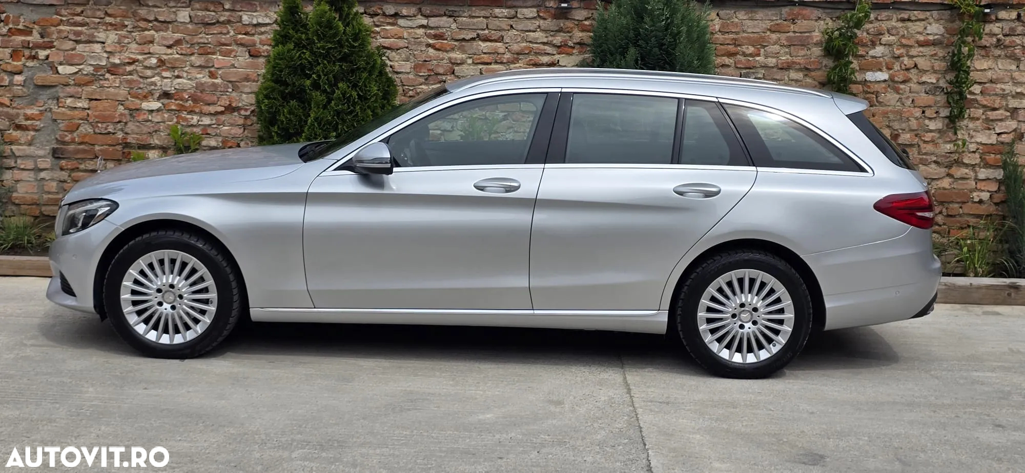 Mercedes-Benz C 220 (BlueTEC) d T 7G-TRONIC Avantgarde - 3