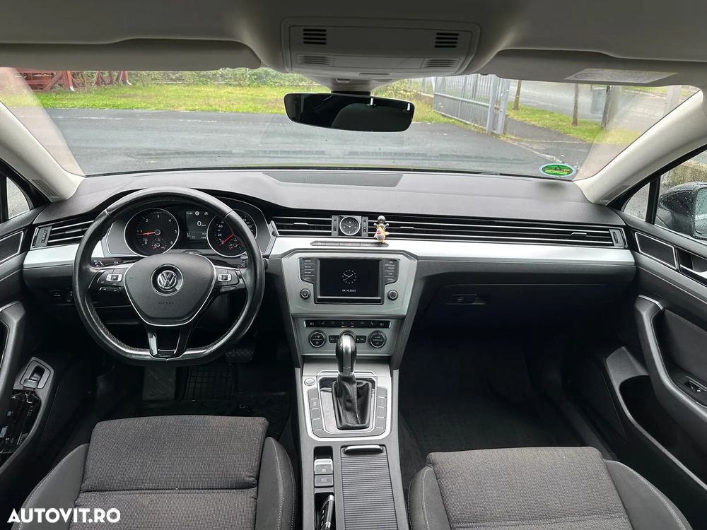 Volkswagen Passat - 8