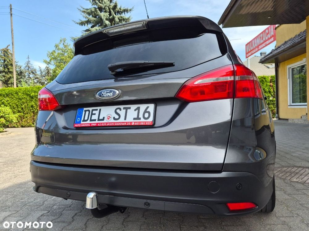 Ford Focus - 36