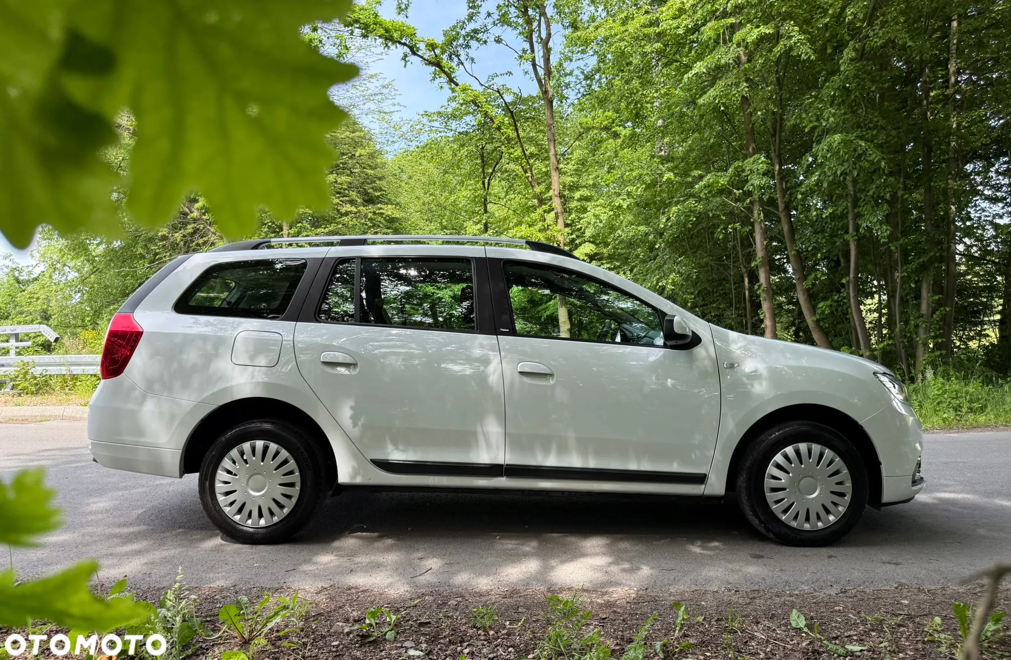 Dacia Logan MCV 1.0 TCe Laureate S&S - 6