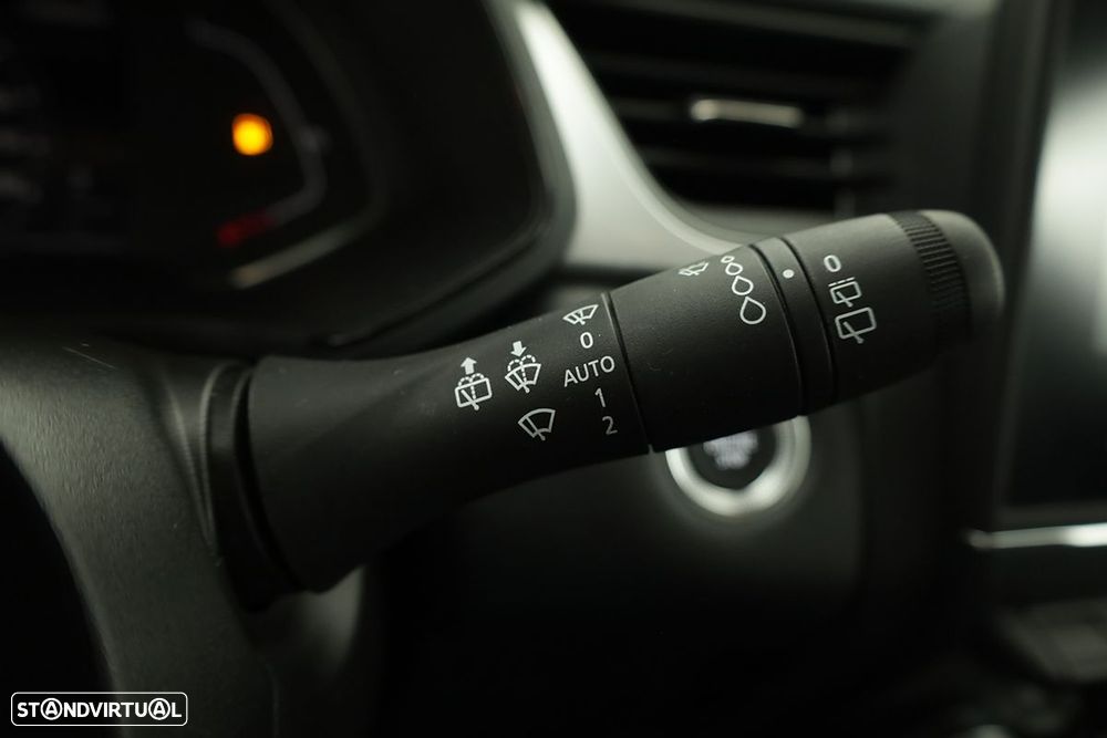 Renault Captur 1.0 TCe Techno Bi-Fuel - 17