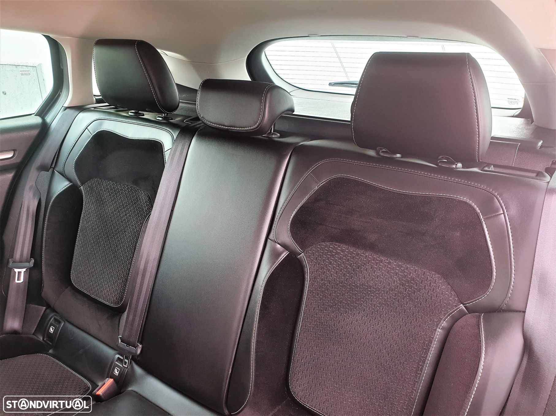 Renault Mégane Sport Tourer ENERGY dCi 110 EDC INTENS - 45