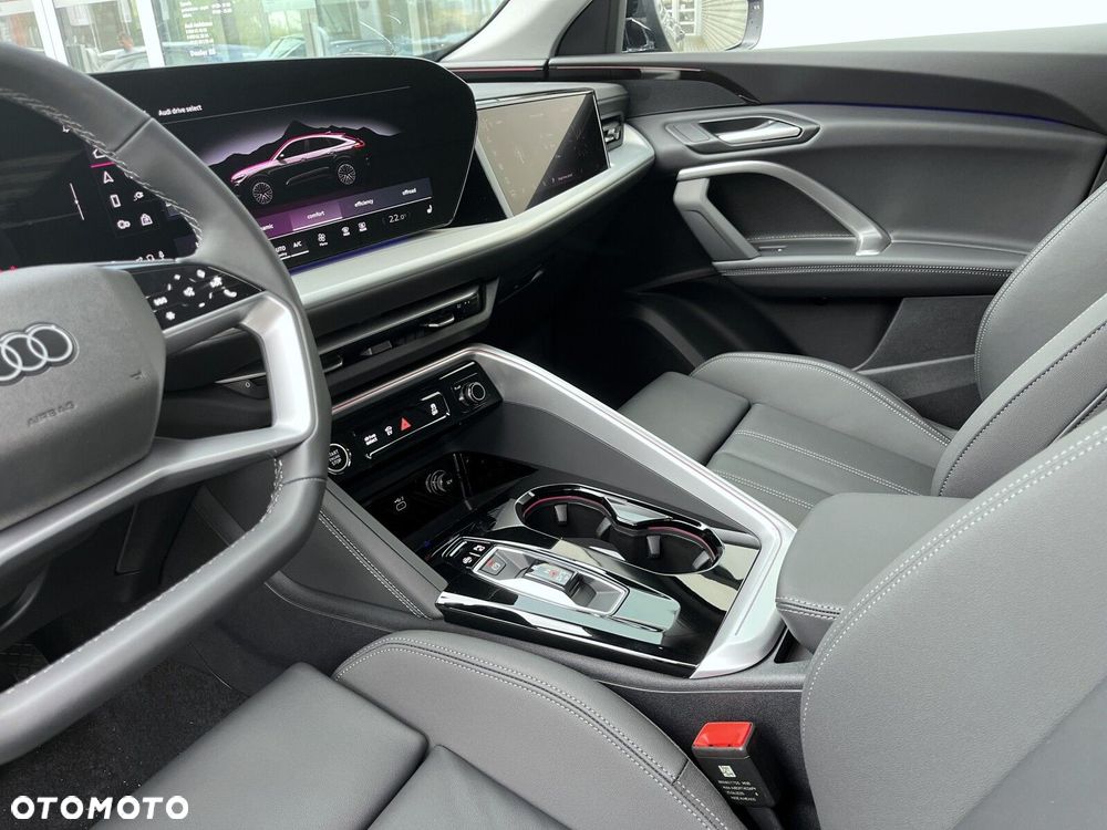 Audi Q5 Sportback - 18