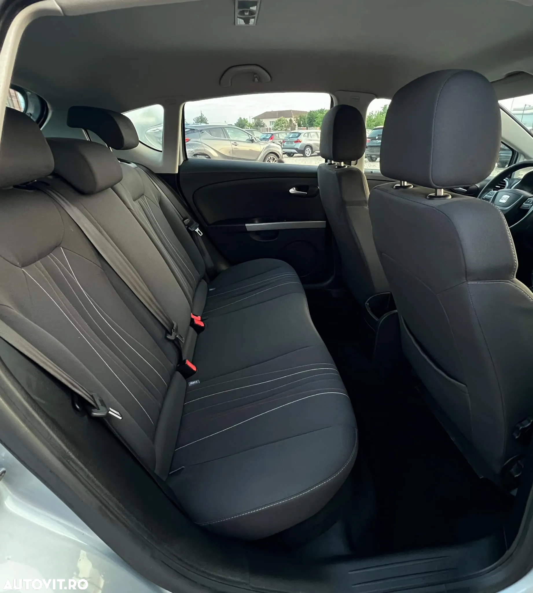 Seat Leon 1.6 TDI DPF Style Copa - 13
