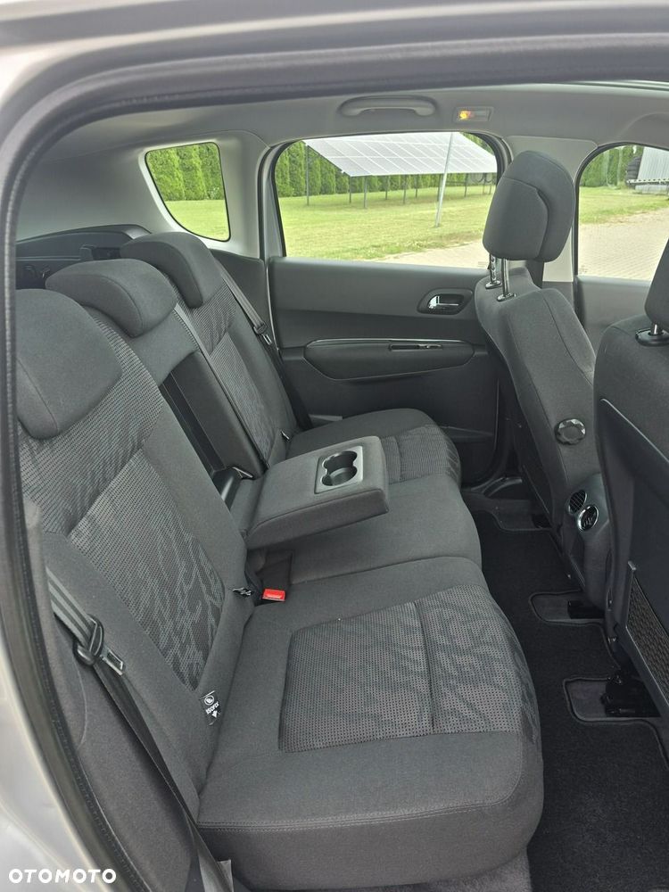 Peugeot 3008 - 21