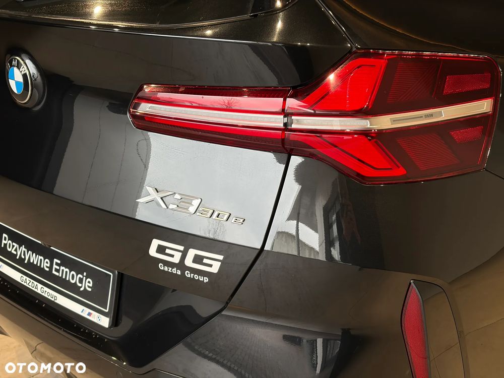 BMW X3 30e xDrive - 11