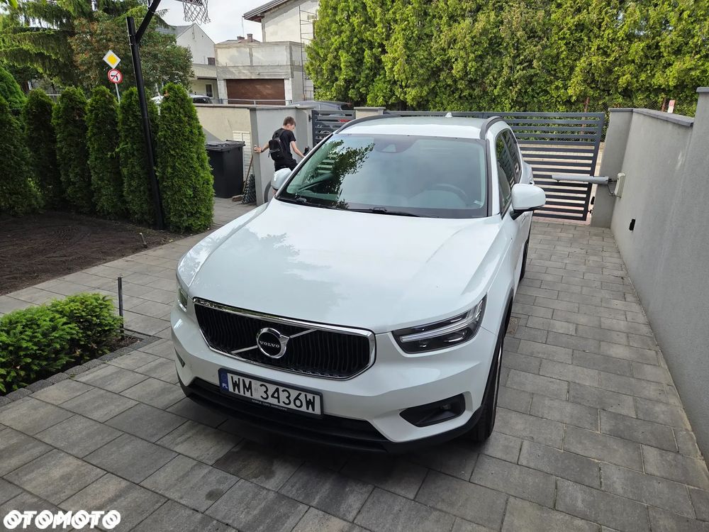 Volvo XC 40 T3 Momentum - 25