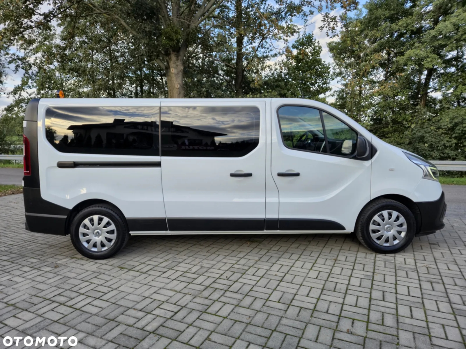 Renault Trafic ENERGY dCi 120 Grand Combi Life - 5