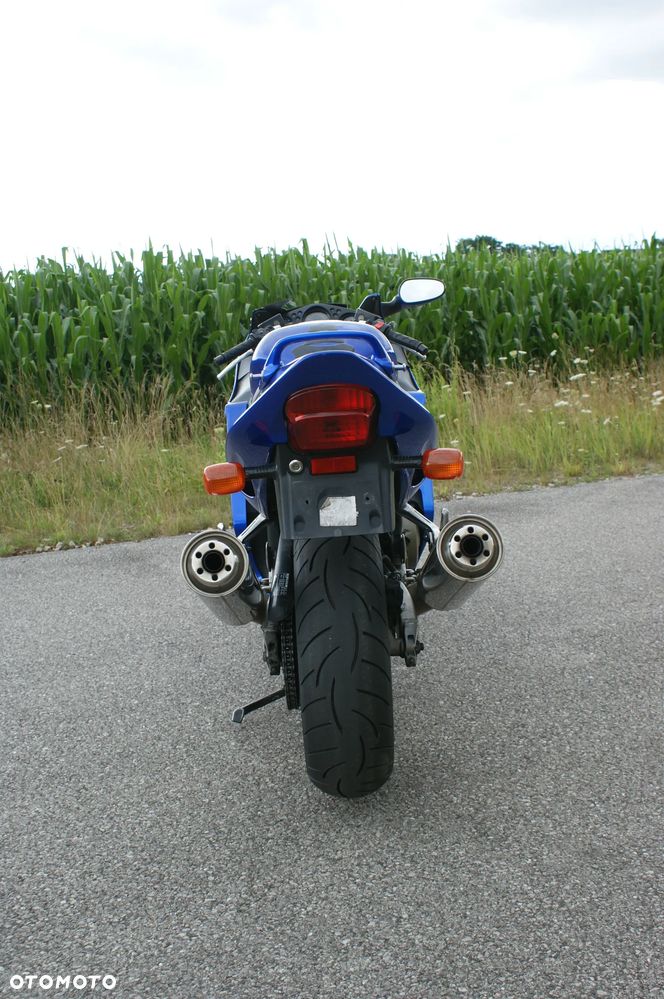 Honda CBR - 8