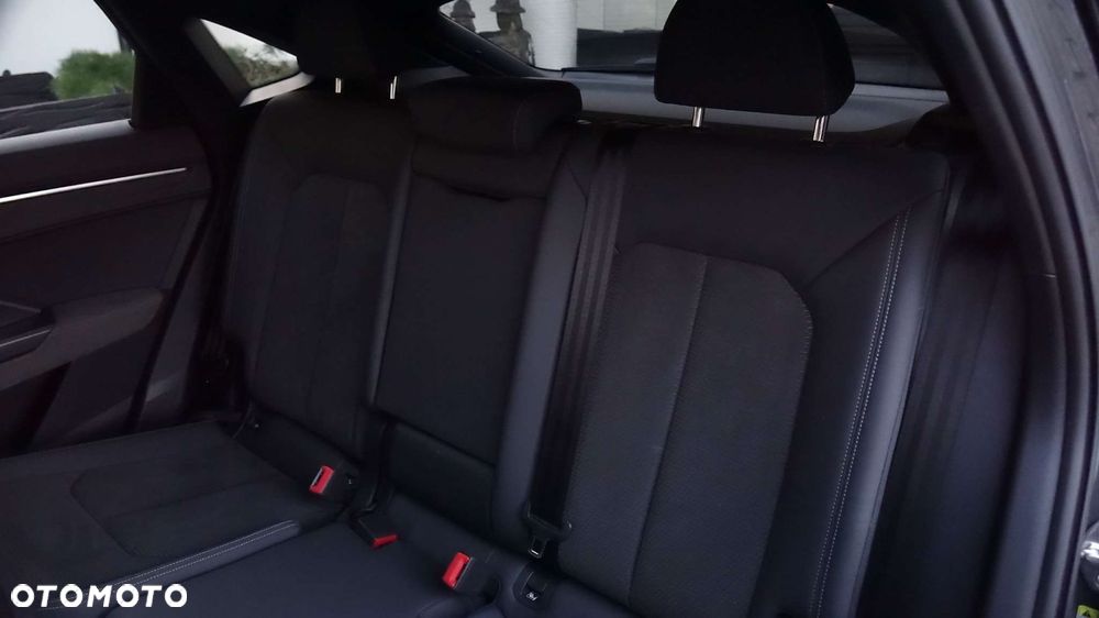 Audi Q3 Sportback - 25