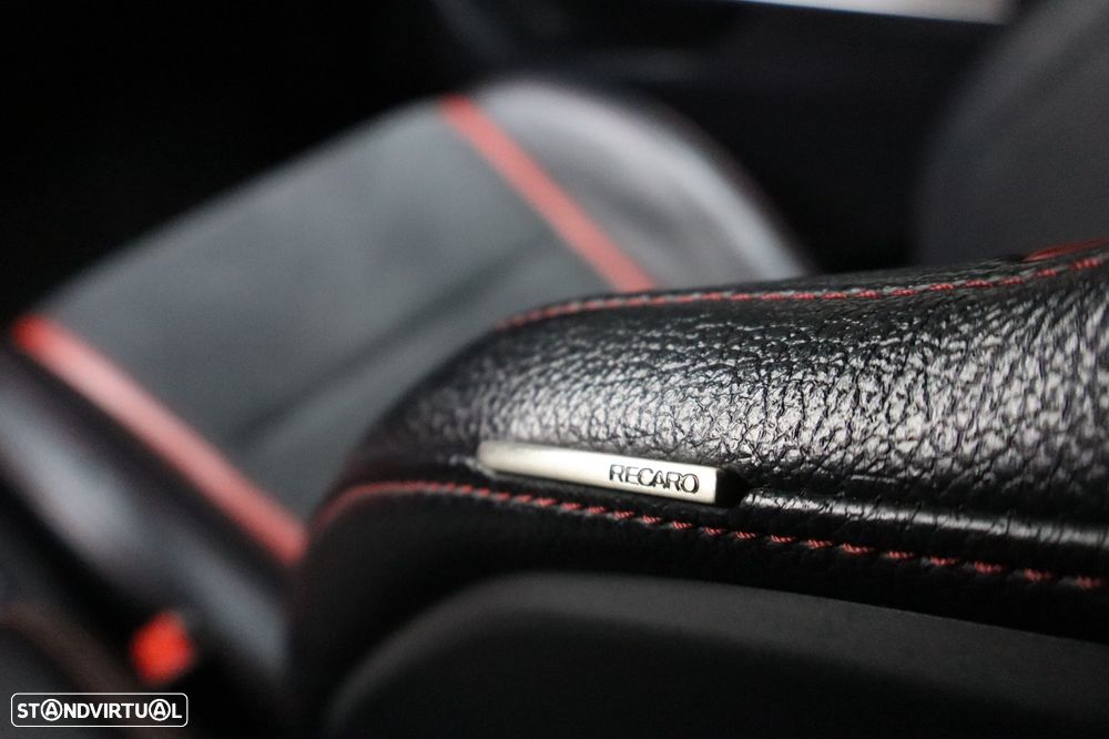 Mercedes-Benz A 45 AMG 4Matic Speedshift 7G-DCT - 15