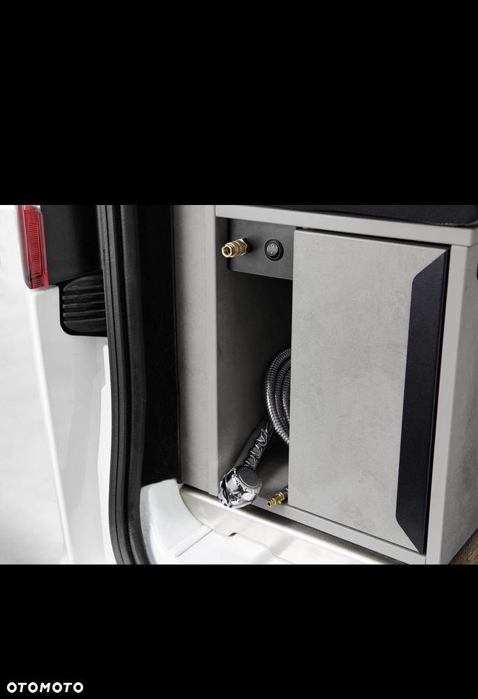 Ford Transit Custom - 13