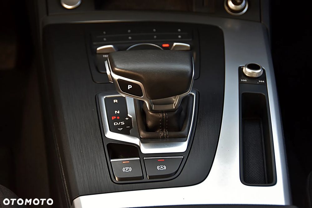 Audi Q5 35 TDI Quattro S tronic - 32