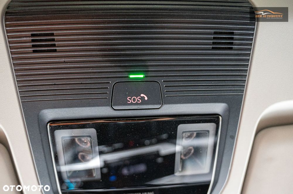Ford Tourneo Connect 2.0 EcoBlue Titanium - 22