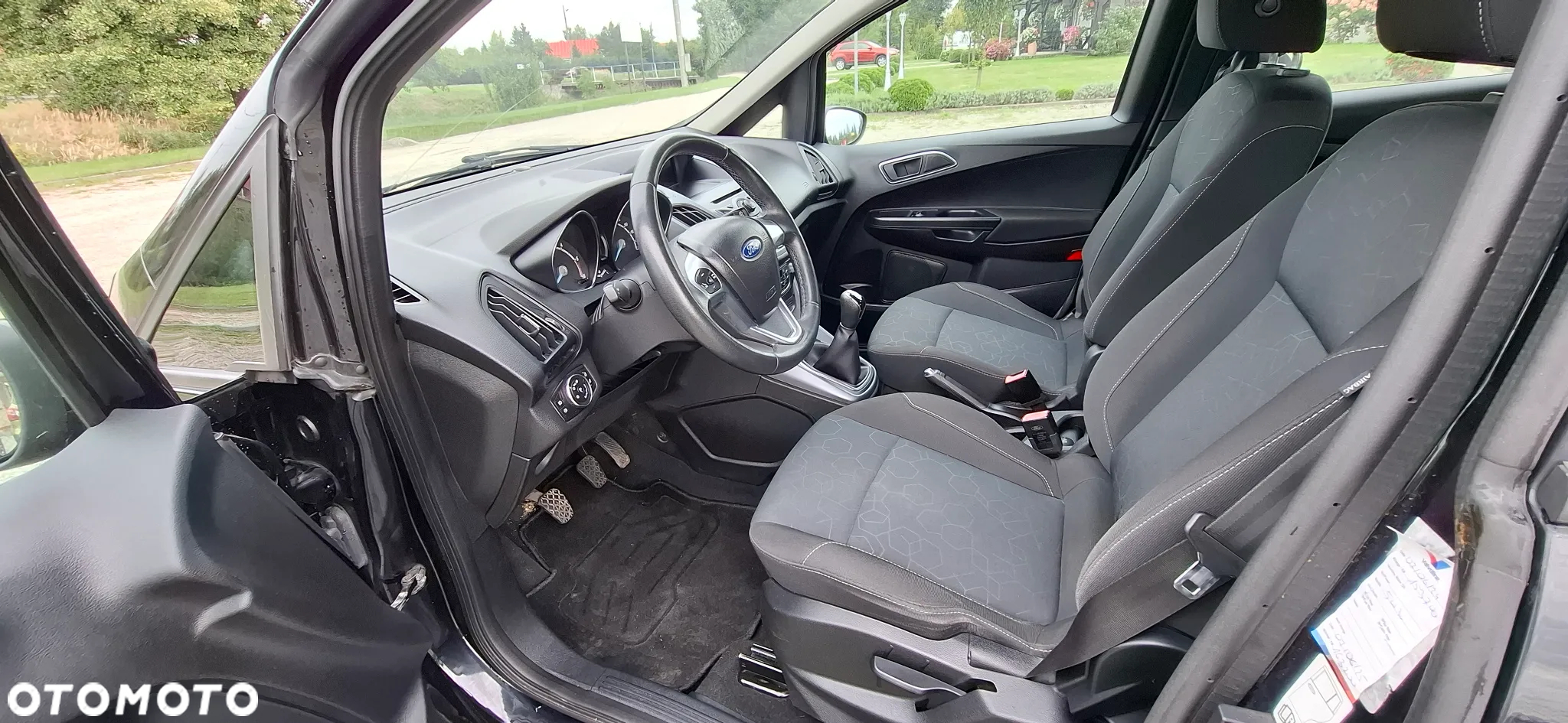 Ford B-MAX 1.5 TDCi Titanium - 11