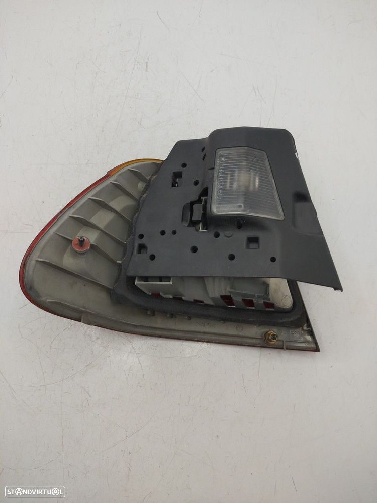 Farolim Stop Dto Bmw 3 (E46) - 2