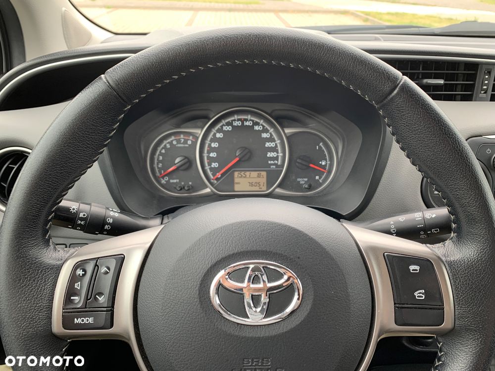 Toyota Yaris 1.33 Premium - 31