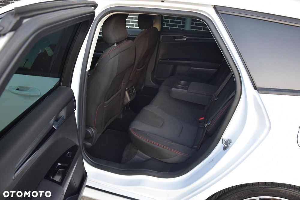 Ford Mondeo 2.0 EcoBlue ST-Line - 10