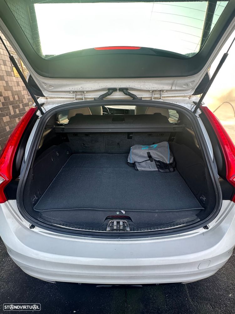 Volvo V60 - 10