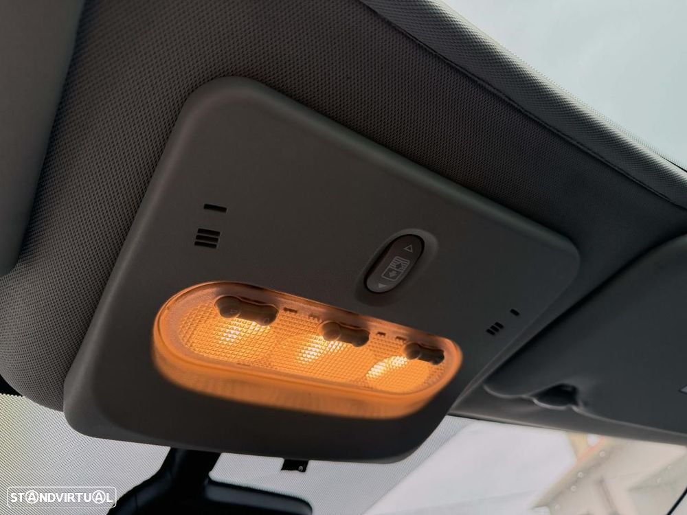 Nissan Qashqai 1.5 dCi N-Connecta 18 - 32