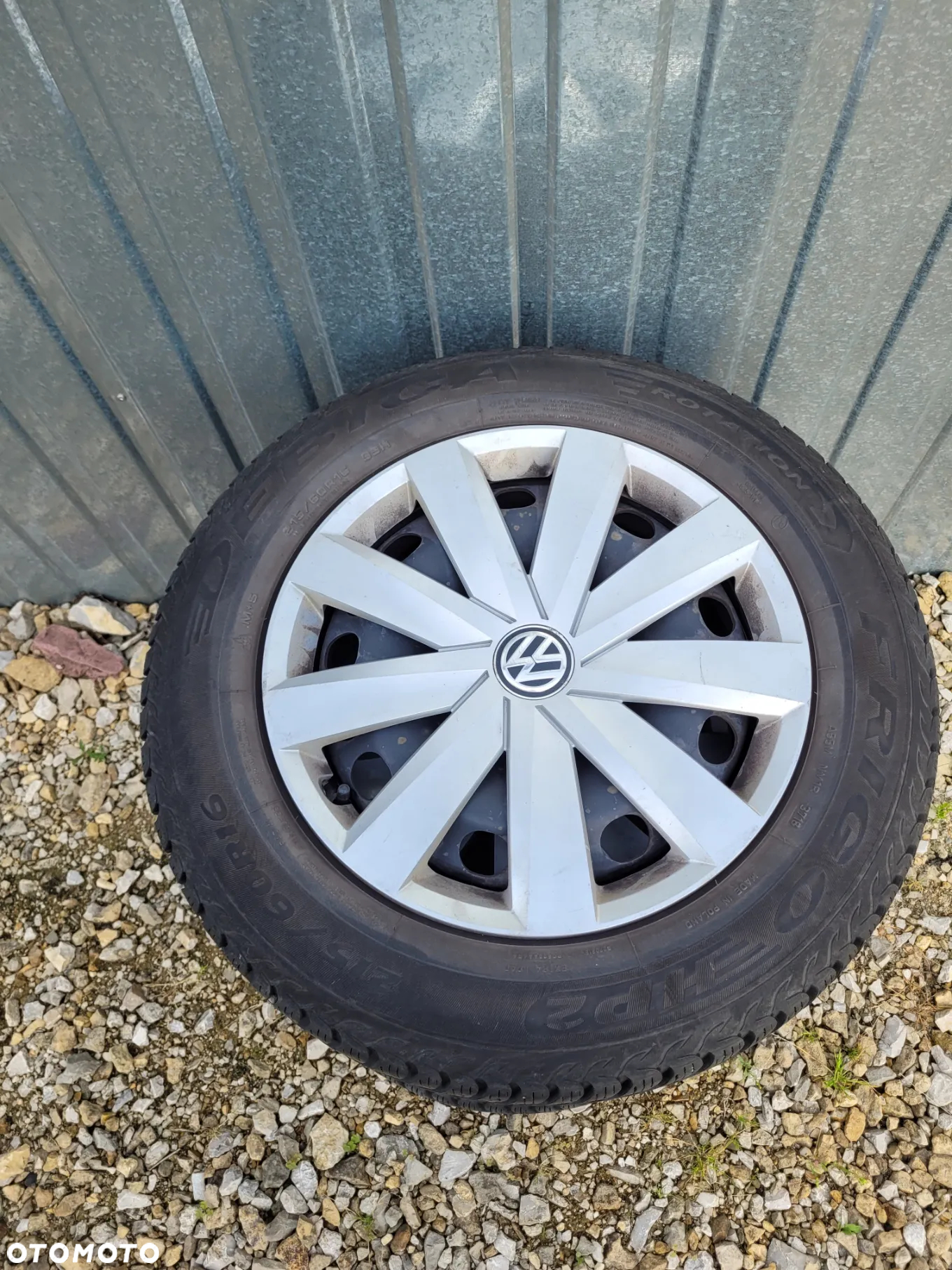Volkswagen Passat - 17
